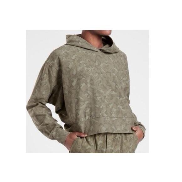 Athleta Tops - Athleta Farallon Camo Hoodie XS